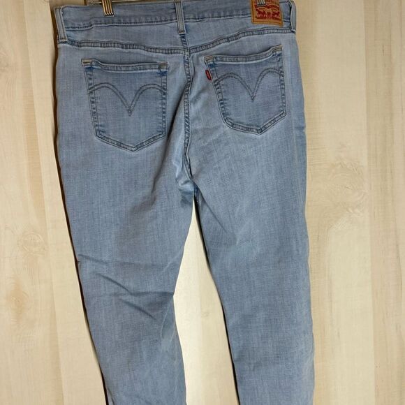 ‎Levi’s boyfriend light wash jeans, size 33 - Picture 12 of 15